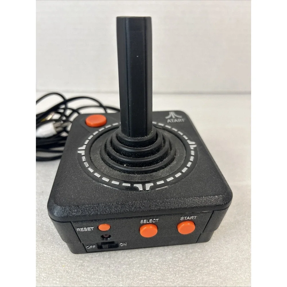 Atari Joystick Jakks 10-in-1 Plug N Play TV Video Game 2002 Tested & Works